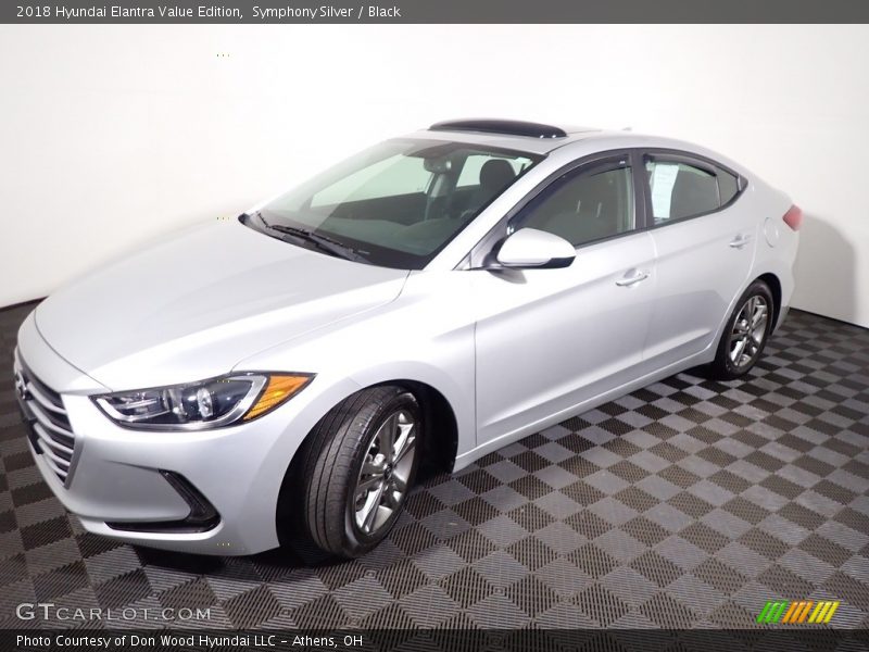 Symphony Silver / Black 2018 Hyundai Elantra Value Edition