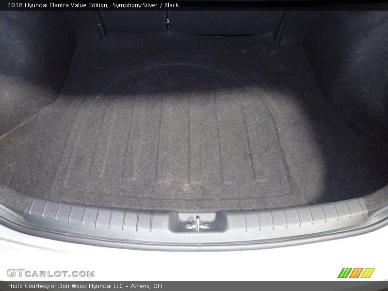 Symphony Silver / Black 2018 Hyundai Elantra Value Edition