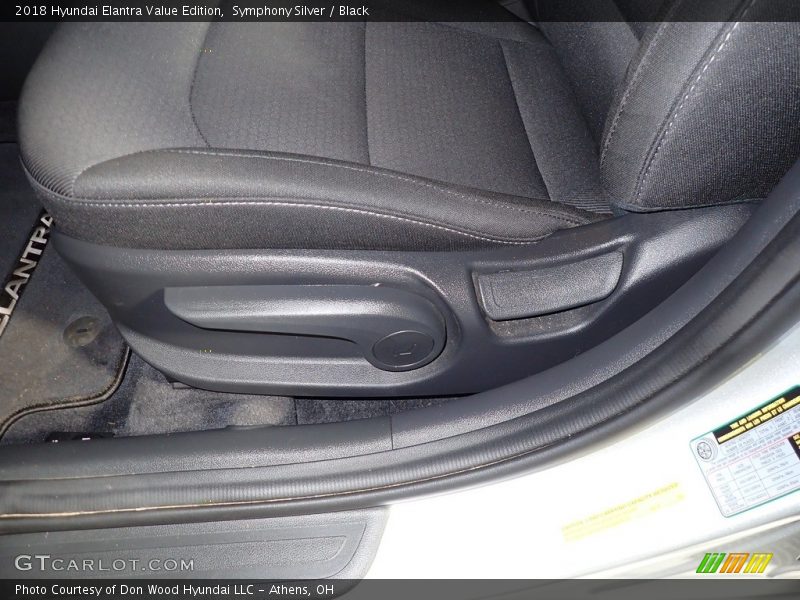 Symphony Silver / Black 2018 Hyundai Elantra Value Edition