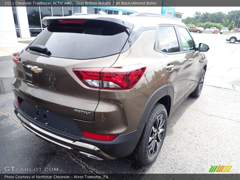 Zeus Bronze Metallic / Jet Black/Almond Butter 2021 Chevrolet TrailBlazer ACTIV AWD