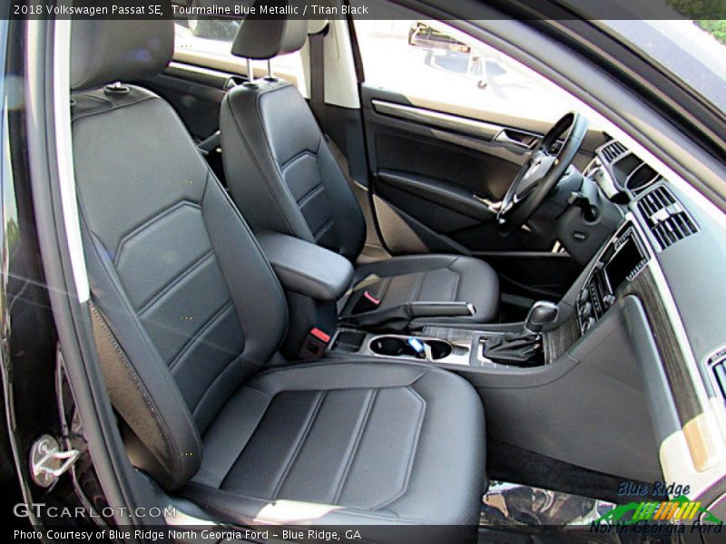 Tourmaline Blue Metallic / Titan Black 2018 Volkswagen Passat SE