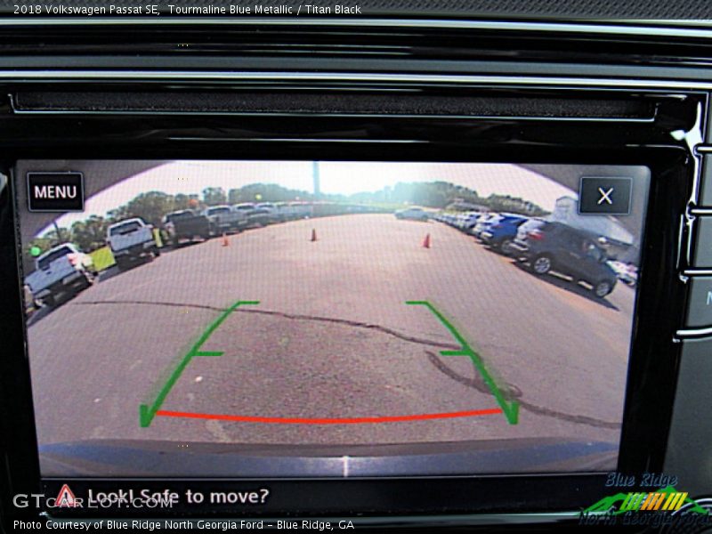 Tourmaline Blue Metallic / Titan Black 2018 Volkswagen Passat SE