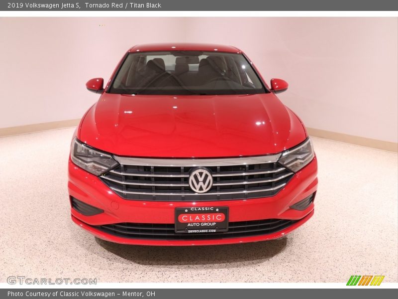 Tornado Red / Titan Black 2019 Volkswagen Jetta S