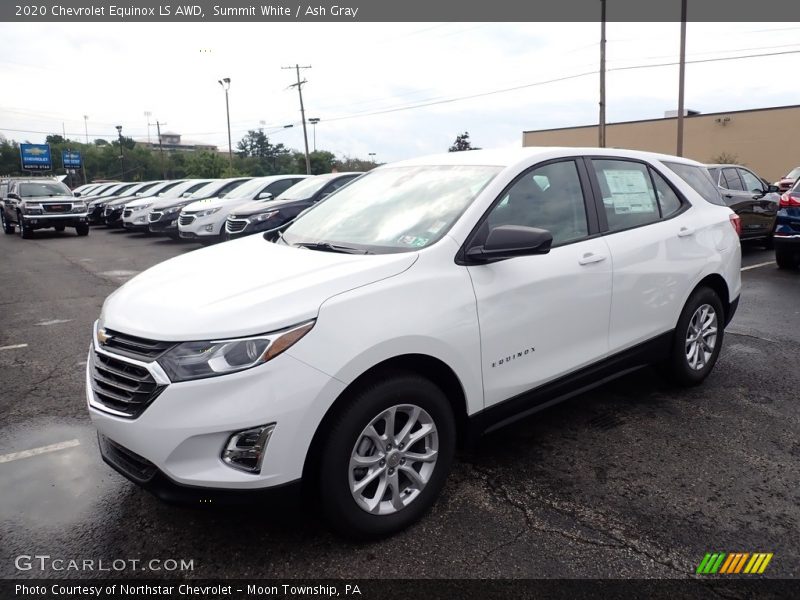 Front 3/4 View of 2020 Equinox LS AWD
