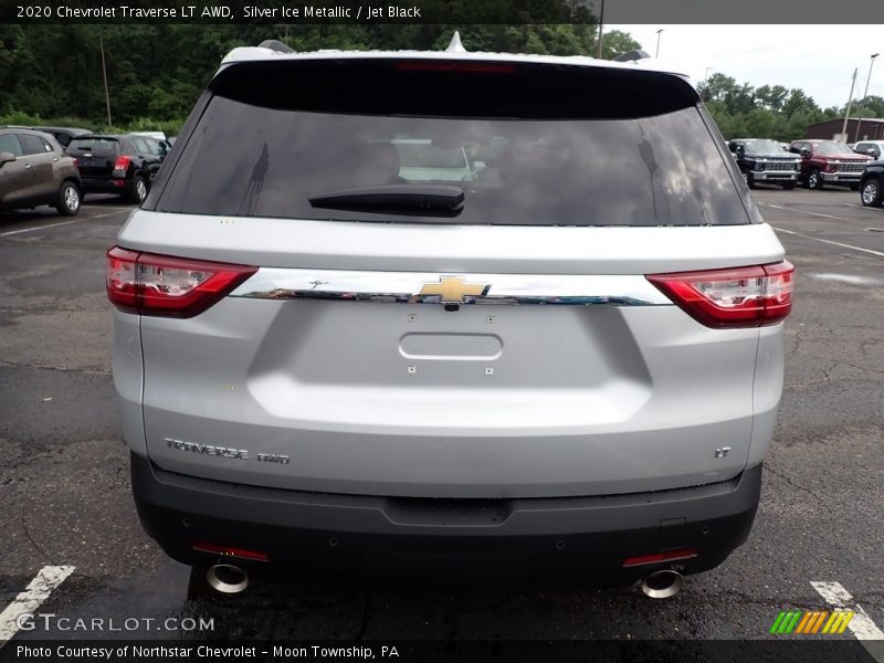 Silver Ice Metallic / Jet Black 2020 Chevrolet Traverse LT AWD