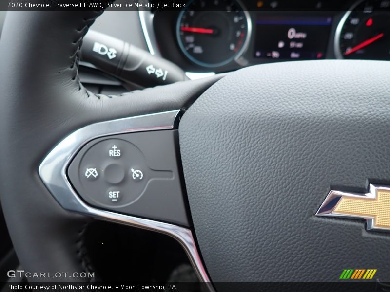 Silver Ice Metallic / Jet Black 2020 Chevrolet Traverse LT AWD