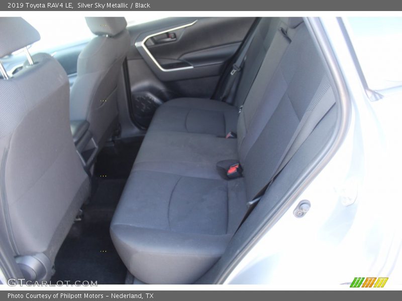 Silver Sky Metallic / Black 2019 Toyota RAV4 LE