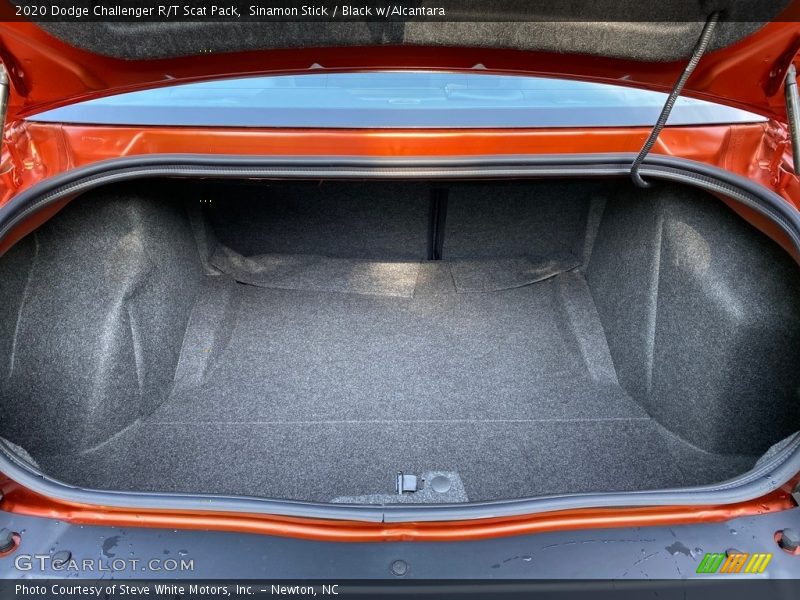  2020 Challenger R/T Scat Pack Trunk