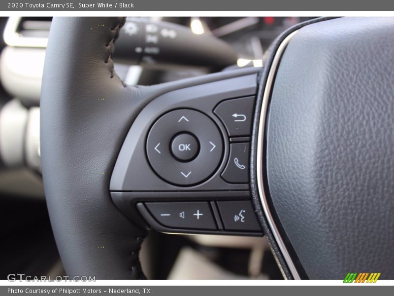 Super White / Black 2020 Toyota Camry SE