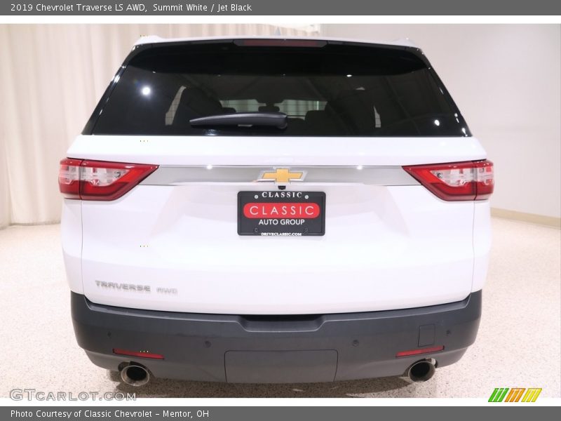 Summit White / Jet Black 2019 Chevrolet Traverse LS AWD