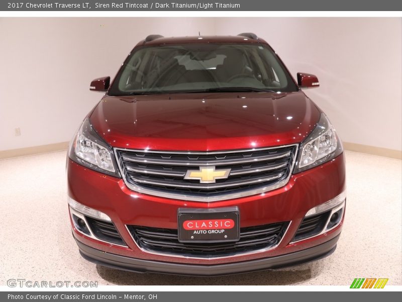 Siren Red Tintcoat / Dark Titanium/Light Titanium 2017 Chevrolet Traverse LT