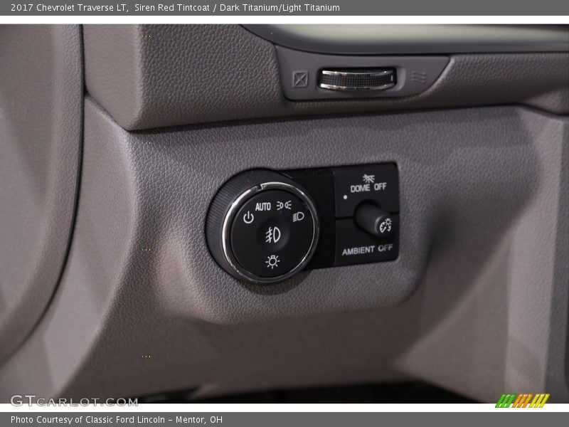 Siren Red Tintcoat / Dark Titanium/Light Titanium 2017 Chevrolet Traverse LT