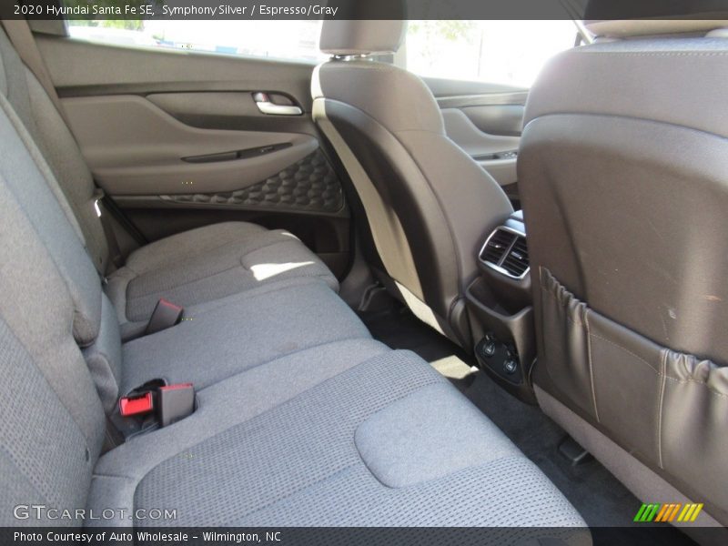 Symphony Silver / Espresso/Gray 2020 Hyundai Santa Fe SE