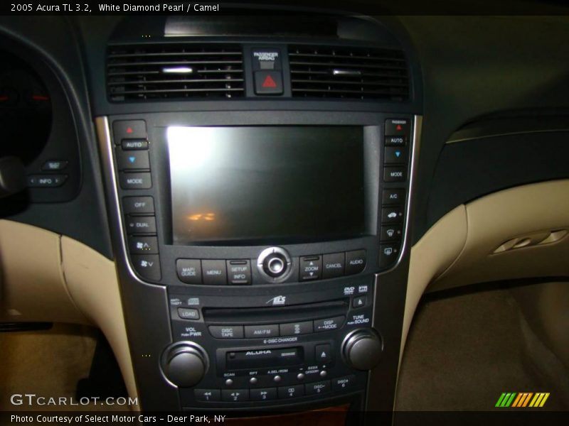 White Diamond Pearl / Camel 2005 Acura TL 3.2