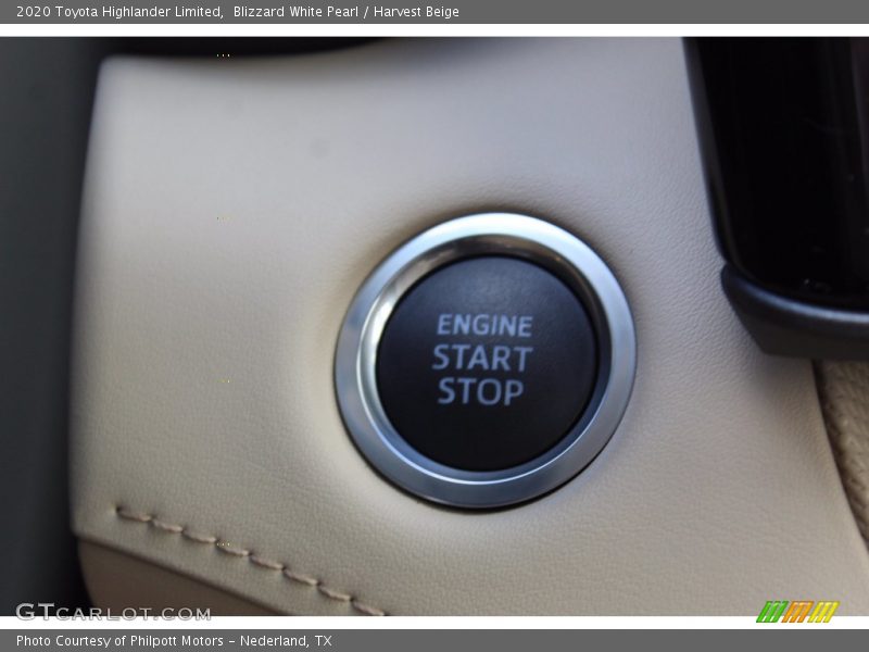 Blizzard White Pearl / Harvest Beige 2020 Toyota Highlander Limited