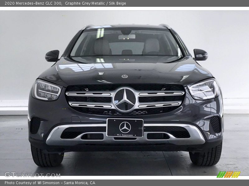Graphite Grey Metallic / Silk Beige 2020 Mercedes-Benz GLC 300