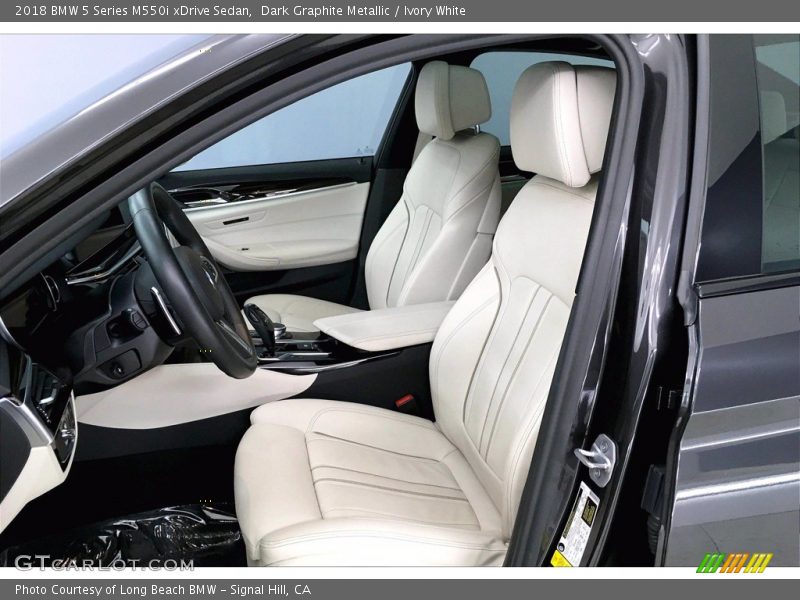 Dark Graphite Metallic / Ivory White 2018 BMW 5 Series M550i xDrive Sedan