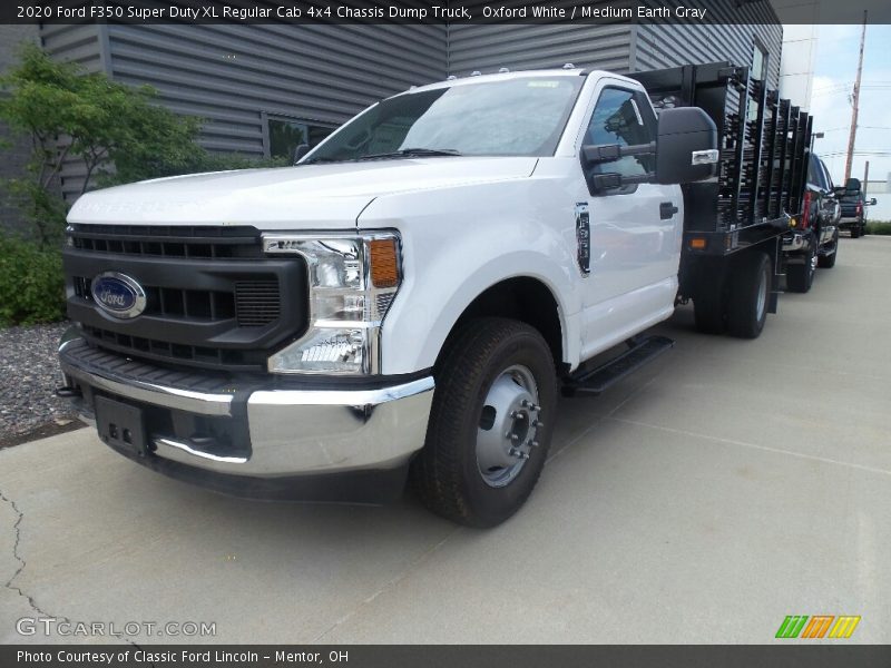 Oxford White / Medium Earth Gray 2020 Ford F350 Super Duty XL Regular Cab 4x4 Chassis Dump Truck