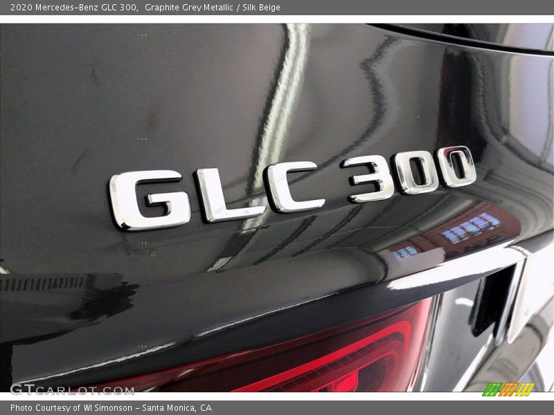 Graphite Grey Metallic / Silk Beige 2020 Mercedes-Benz GLC 300