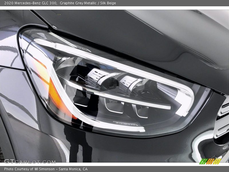 Graphite Grey Metallic / Silk Beige 2020 Mercedes-Benz GLC 300