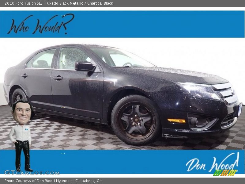 Tuxedo Black Metallic / Charcoal Black 2010 Ford Fusion SE