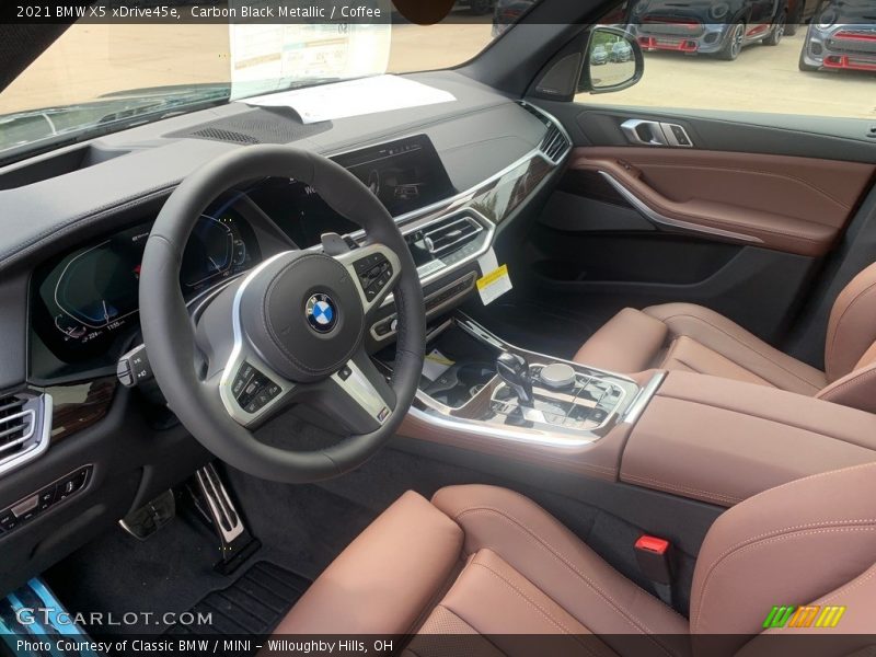 Carbon Black Metallic / Coffee 2021 BMW X5 xDrive45e