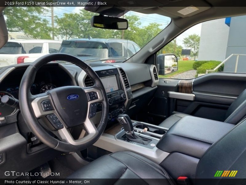 Magnetic / Black 2019 Ford F150 Lariat SuperCrew 4x4
