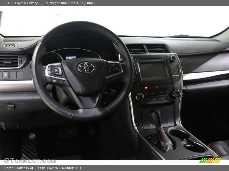 Midnight Black Metallic / Black 2017 Toyota Camry SE