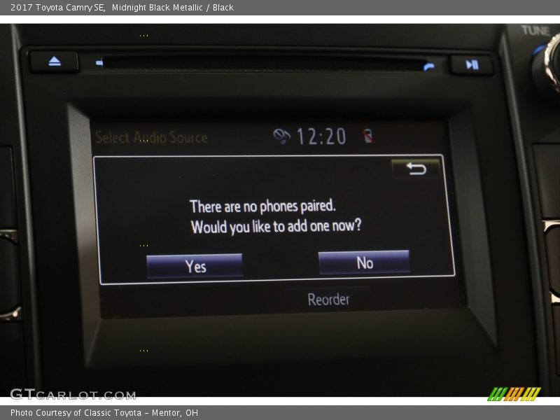 Midnight Black Metallic / Black 2017 Toyota Camry SE