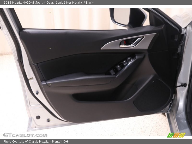 Sonic Silver Metallic / Black 2018 Mazda MAZDA3 Sport 4 Door