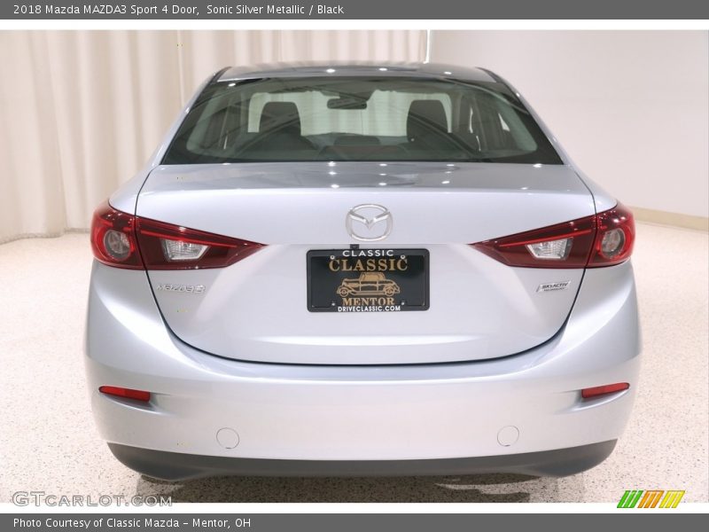 Sonic Silver Metallic / Black 2018 Mazda MAZDA3 Sport 4 Door