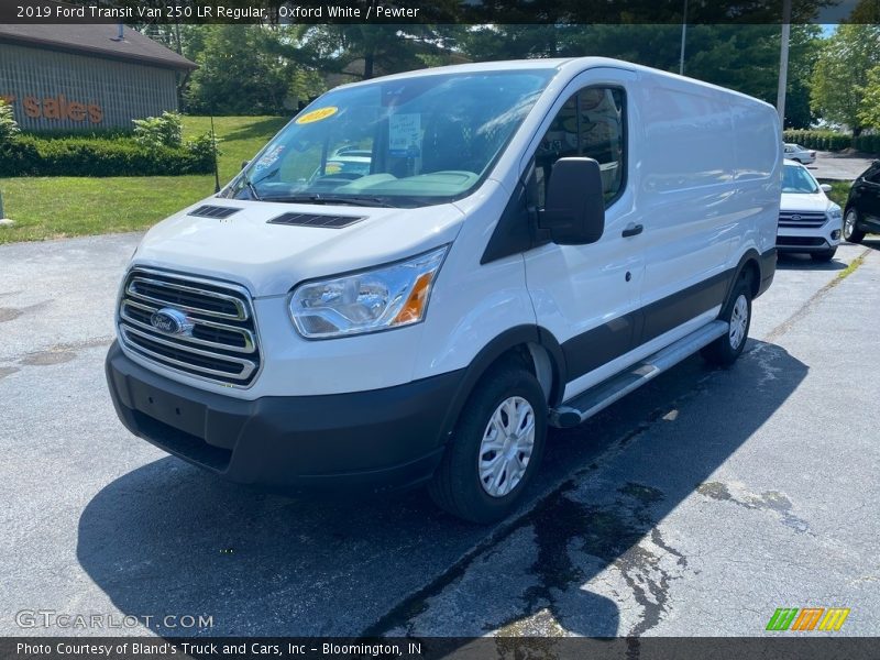 Oxford White / Pewter 2019 Ford Transit Van 250 LR Regular