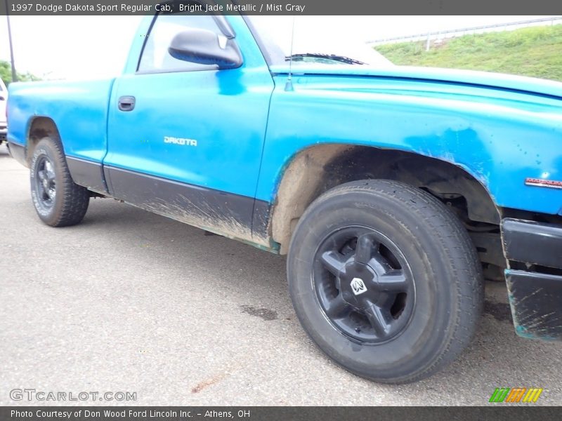 Bright Jade Metallic / Mist Gray 1997 Dodge Dakota Sport Regular Cab