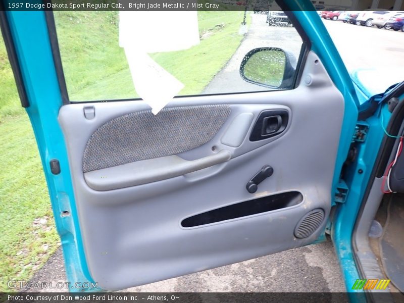 Bright Jade Metallic / Mist Gray 1997 Dodge Dakota Sport Regular Cab