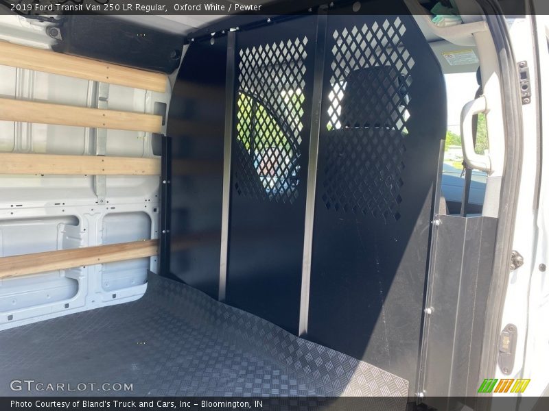 Oxford White / Pewter 2019 Ford Transit Van 250 LR Regular