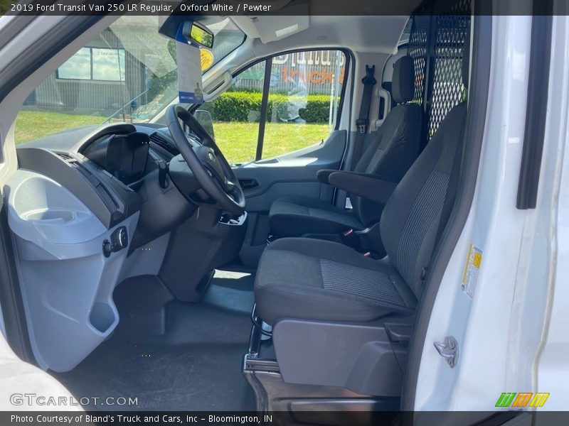 Oxford White / Pewter 2019 Ford Transit Van 250 LR Regular