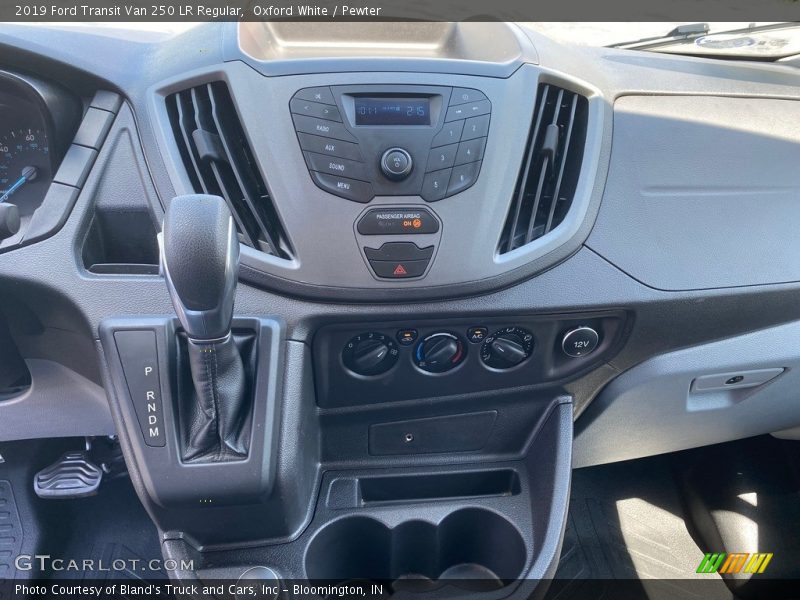 Oxford White / Pewter 2019 Ford Transit Van 250 LR Regular