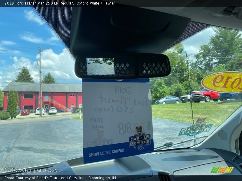 Oxford White / Pewter 2019 Ford Transit Van 250 LR Regular