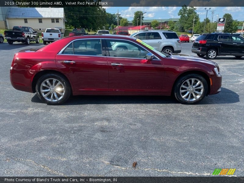 Velvet Red Pearl / Black 2019 Chrysler 300 Limited AWD