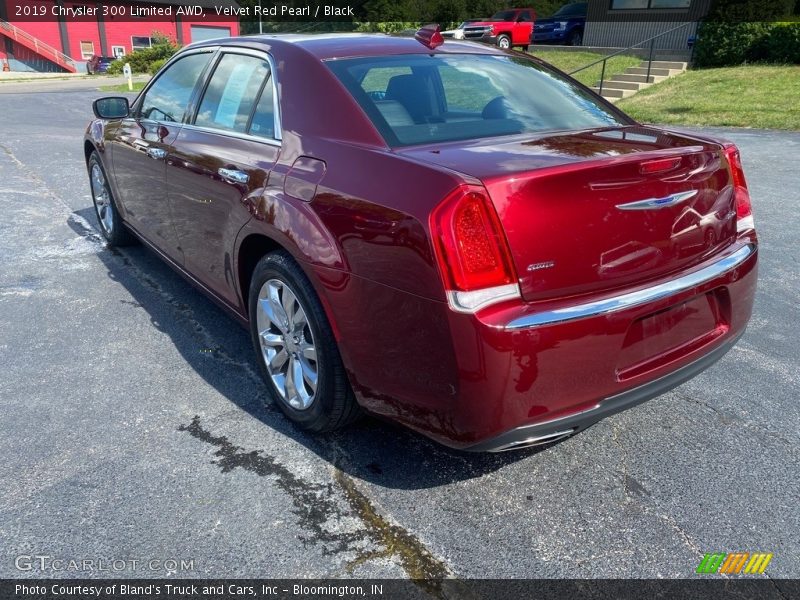 Velvet Red Pearl / Black 2019 Chrysler 300 Limited AWD