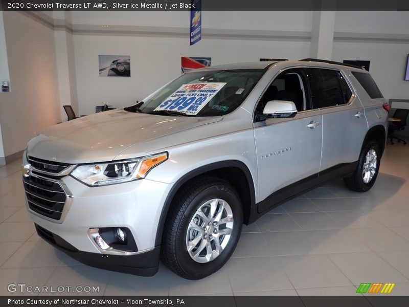 Silver Ice Metallic / Jet Black 2020 Chevrolet Traverse LT AWD