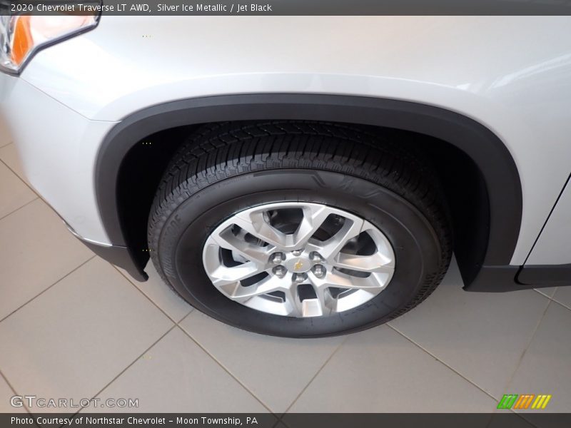 Silver Ice Metallic / Jet Black 2020 Chevrolet Traverse LT AWD