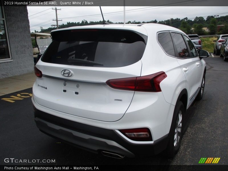 Quartz White / Black 2019 Hyundai Santa Fe SE AWD