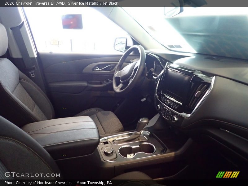 Silver Ice Metallic / Jet Black 2020 Chevrolet Traverse LT AWD