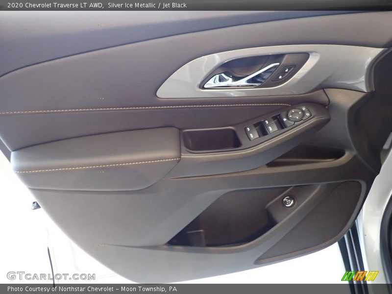 Silver Ice Metallic / Jet Black 2020 Chevrolet Traverse LT AWD