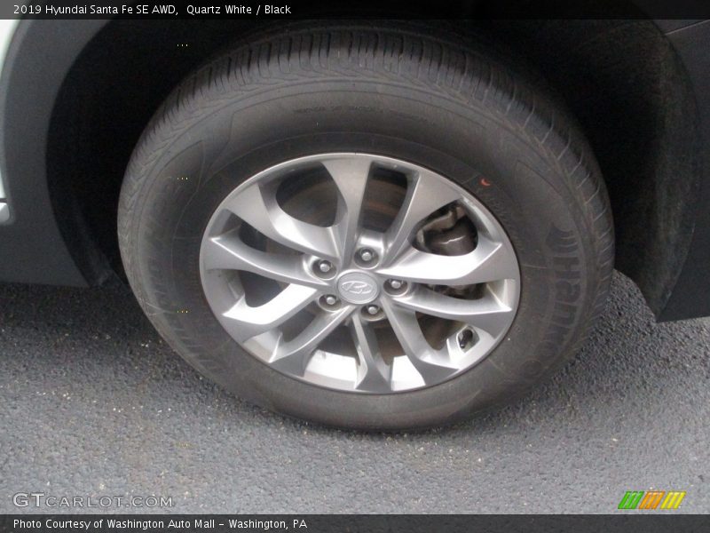 Quartz White / Black 2019 Hyundai Santa Fe SE AWD