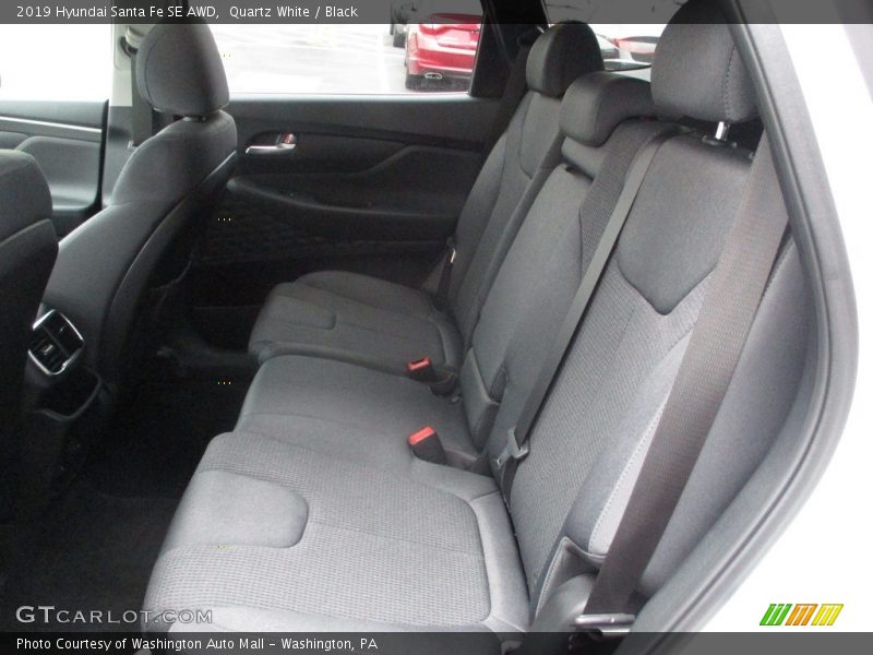 Quartz White / Black 2019 Hyundai Santa Fe SE AWD
