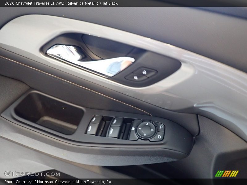 Silver Ice Metallic / Jet Black 2020 Chevrolet Traverse LT AWD