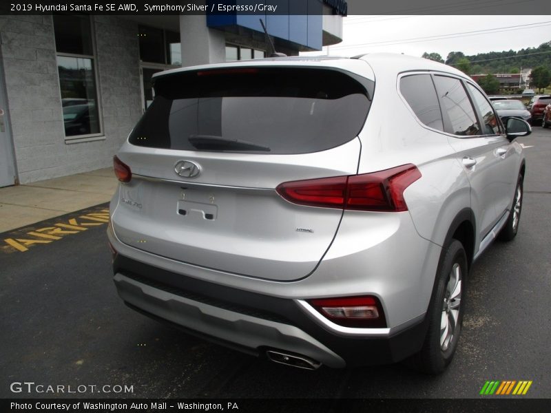 Symphony Silver / Espresso/Gray 2019 Hyundai Santa Fe SE AWD