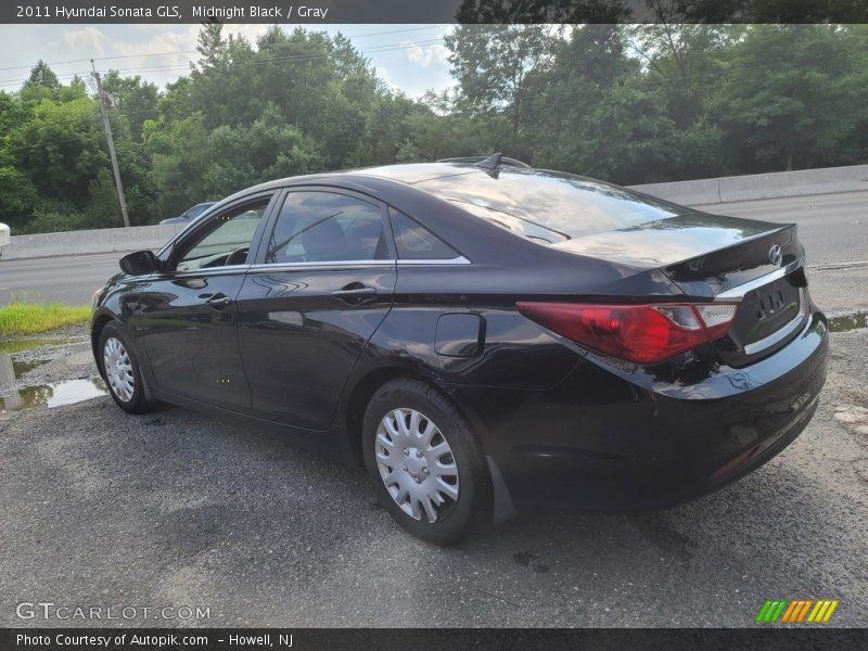 Midnight Black / Gray 2011 Hyundai Sonata GLS